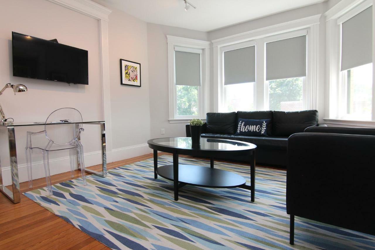 Large Studio W/ Queen And Sofa Bed..#38 Brookline Exterior photo